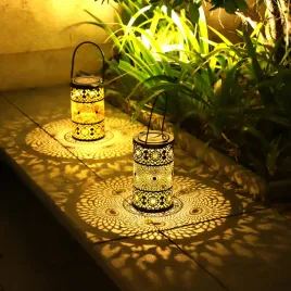 lampa-solarna-wbijana-freekite-czarny-21-cm-1-szt