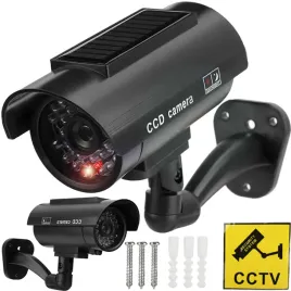 atrapa-kamery-cctv-solarna-monitoring-kamera-migajaca-dioda-led-na-sciane