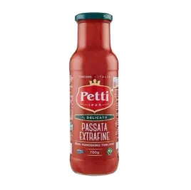 passata-wloska-2-skladniki-extrafine-il-delicato-700g-petti-szklana-butelka