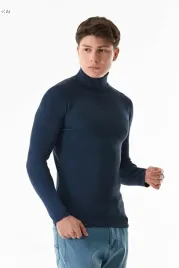 gladki-sweter-meski-z-golfem-w-stylu-minimalistycznym-s-5ia