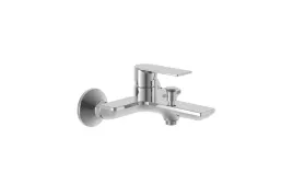 bateria-wannowo-prysznicowa-glad-chromowana-elegancja-w-lazience
