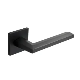 klamka-libia-premium-na-rozecie-6-mm-czarne-wykonczenie-aluminium