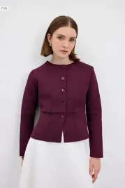 elegancka-gladka-kurtka-damska-w-stylu-minimalistycznym-42-5ia
