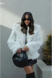 biala-miekka-futrzana-kurtka-oversize-na-zime-m-5ia