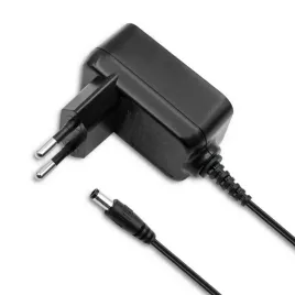 zasilacz-sieciowy-qoltec-wtyczkowy-10w-or-5v-or-2a-or-5-5-2-1