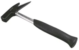 stanley-mlotek-ciesielski-600g-z-magn-steelmaster-stanley