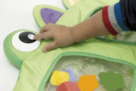 chicco-00011551000000-sensoryczna-mata-wodna-krokodyl