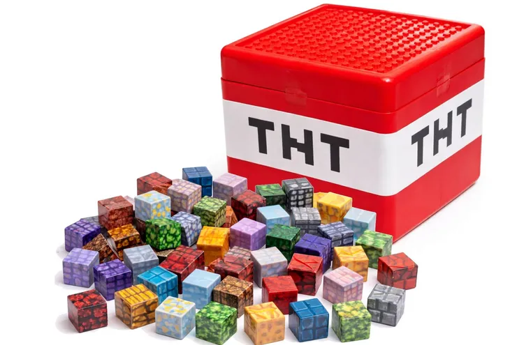 KLOCKI MAGNETYCZNE TNT ZESTAW 250 EL. + 5 FIGUREK + PUDEŁKO TNT