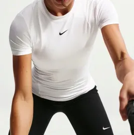 nike-one-fitted-kobieta-t-shirt-small