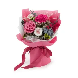 bukiet-premium-w-pudelku-evergive-a-lasting-gesture-fuchsia-charm