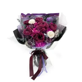 bukiet-premium-w-pudelku-evergive-a-lasting-gesture-mystelle-royal