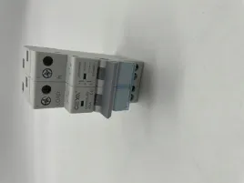 przelacznik-dualpower-63a-ac230v-szyna-din-wskaznik-mocy