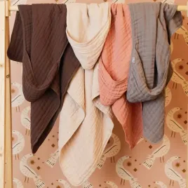 jollein-recznik-z-kapturkiem-dla-niemowlaka-75x75-cm-muslin-cheastnut