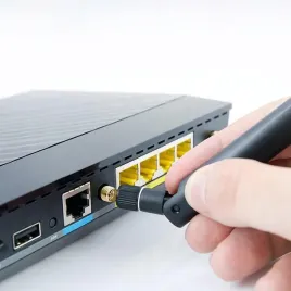 antena-4g-lte-qoltec-dual-or-5dbi-or-dookolna-or-zewnetrzna