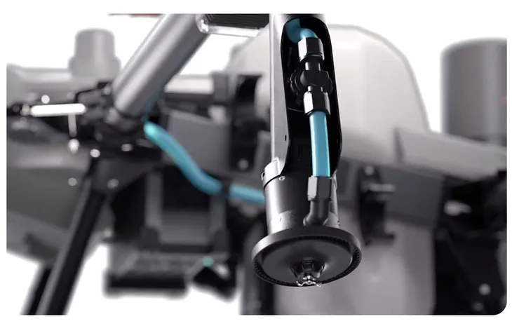 dron-dji-agras-t25-kamera-dron-w-zestawie-z-kamera