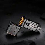 latarka-led-fenix-tk28r-cechy-dodatkowe-klips-do-mocowania-ladowanie-usb-wodoodpornosc-wstrzasoodpornosc-kurzoodpornosc