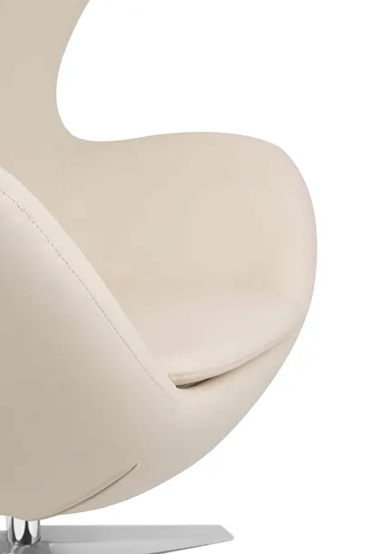 fotel-egg-szeroki-pu-bezowy-wysokosc-siedziska-44-cm