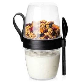 pojemnik-kubek-na-jogurt-z-lyzeczka-widelcem-lunchbox-800-ml
