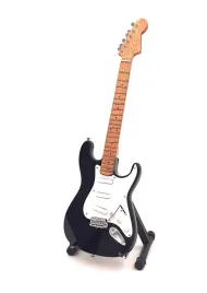 mini-gitara-inspirowana-kurt-cobain-mgt-3247