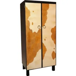 szafa-z-imitacja-siersci-cielaka-w-kolorze-bialo-brazowym-134-5x60x38-cm