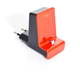 ladowarka-usb-do-telefonu-czerwonoczarny-lts-czerwono-czarny-plastrol