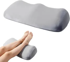 poduszka-pod-kolana-z-pianki-memory-do-unoszenia-nog-szara-ergonomiczna