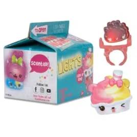 num-noms-swiecacy-pierscionek-niespodzianka
