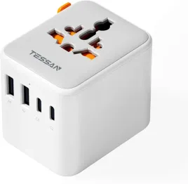 tessan-uniwersalny-adapter-podrozny-5w1-z-2xusb-c-2xusb-a-i-gniazdem
