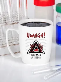 kubek-chemia-w-srodku