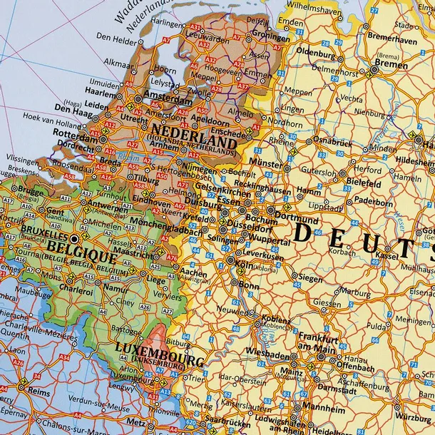 europa-mapa-scienna-drogowa-europy-duza-wysokosc-produktu-140-cm