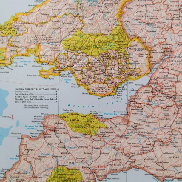 anglia-walia-classic-mapa-scienna-nat-geo-okladka-inna