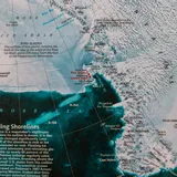 antarktyda-mapa-scienna-ozdobna-national-geographi-wysokosc-produktu-51-cm