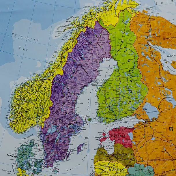 europa-mapa-scienna-polityczna-flagi-ogromna-region-europa-z-rosja