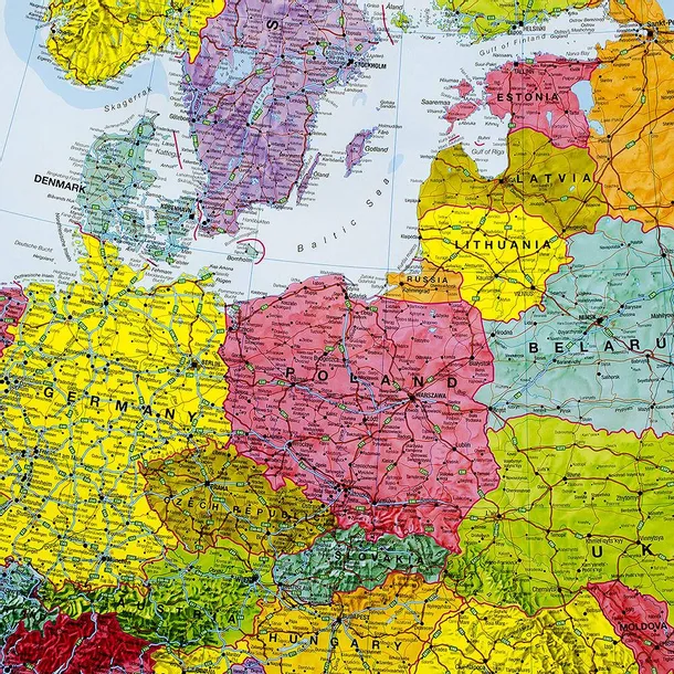 europa-mapa-scienna-polityczna-flagi-ogromna-typ-publikacji-mapa-scienna