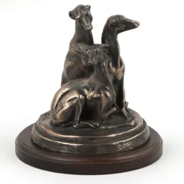 whippet-chart-angielski-statuetka-psa-figurka-na-bialym-marmurze-trofe