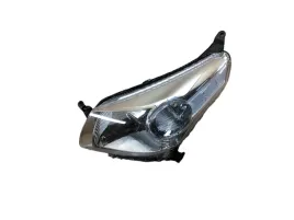 toyota-urban-cruiser-lampa-reflektor-lewy-przod-81170-52c10-oe