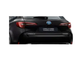 toyota-corolla-kombi-listwa-ochronna-zderzaka-chrom-tyl-pw405-02003-01-oe