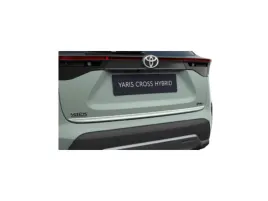 toyota-yaris-cross-listwa-ochronna-nakladka-bagaznika-tyl-pw405-0d110-01-oe