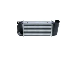 toyota-corolla-auris-chlodnica-intercoolera-17940-0n150-oe