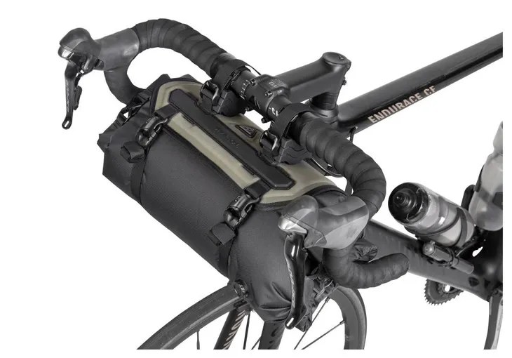 sakwa-topeak-loader-frontloader-green-8l-kolor-dominujacy-zielony