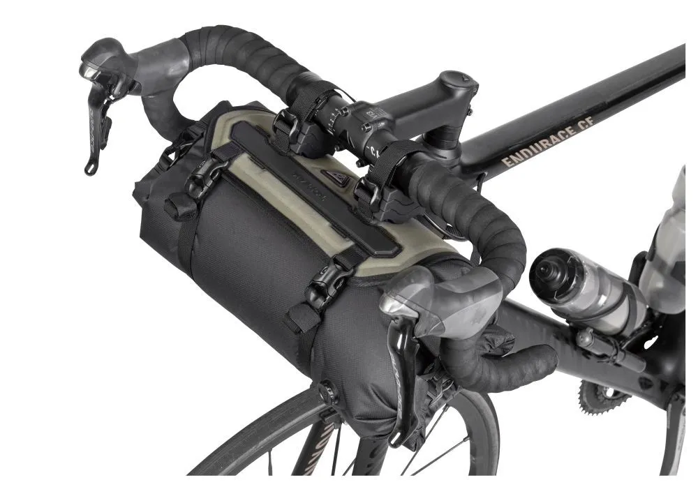 sakwa-topeak-loader-frontloader-green-8l