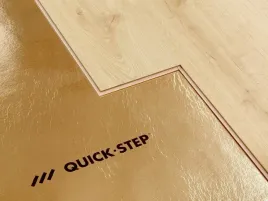 7m2-silent-walk-qsudlsw7-podklad-pod-panele-laminowane-mata-quick-step-org