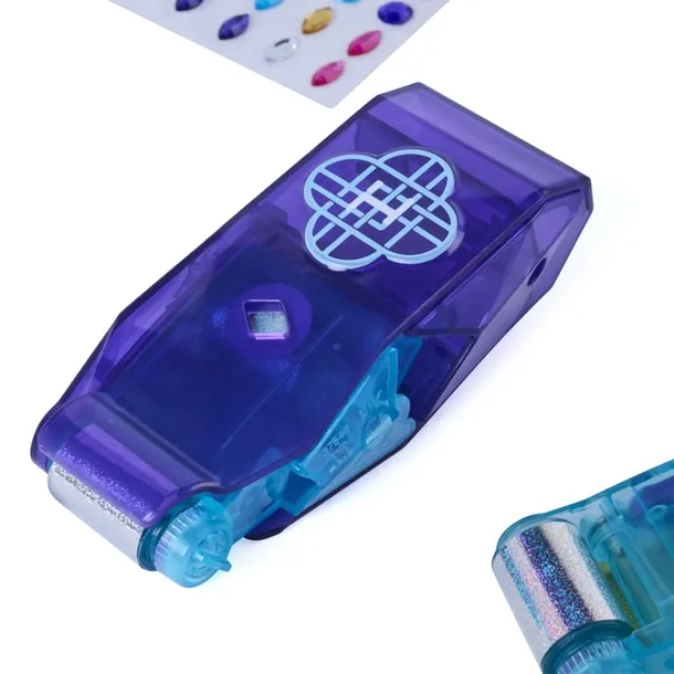 cool-maker-6077609-gra-na-role