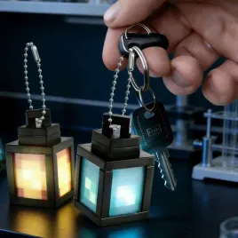 lampka-nocna-w-stylu-pixel-ladowalna-mini-lampka-breloczek-gadzet-do-gier-mc