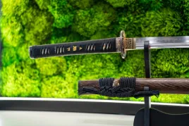 katana-japonska-t10-model-4s-rosewood-miecz-samurajski-naturalne-surowe-drewno