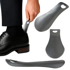 lyzka-do-butow-metalowa-mala-srebrna-solidna-z-zawieszka-12-cm