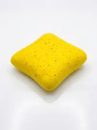 gniotek-antystresowy-piankowy-10-cm-zolty-sensoryczny-tost-kostka