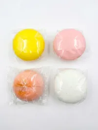 gniotek-squishy-bulka-antystresowa-piankowa-10cm-slodka-zabawka-miekka