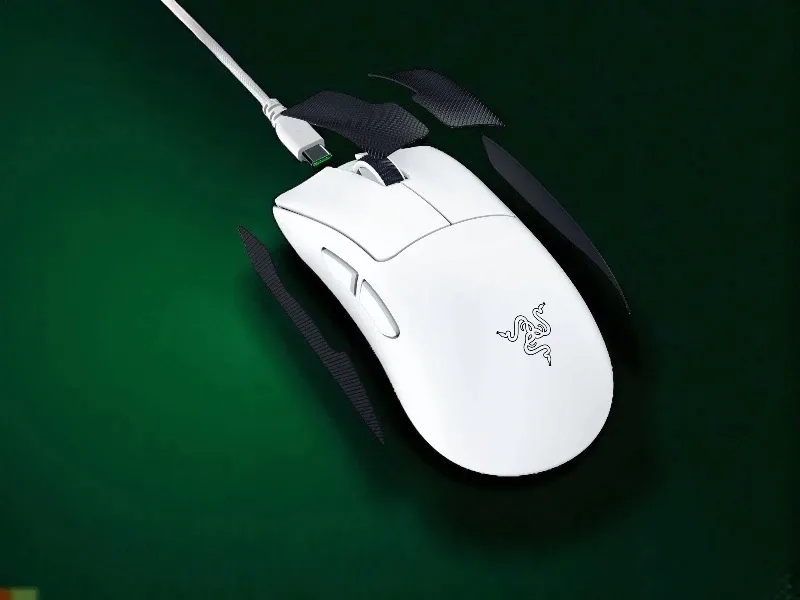 razer-deathadder-v4-pro-gaming-mouse-white