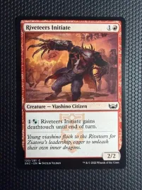 karta-magic-the-gathering-riveteers-initiate-snc-120